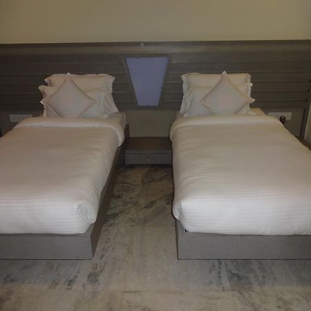Fabhotel Shivani International Ranchi Buitenkant foto