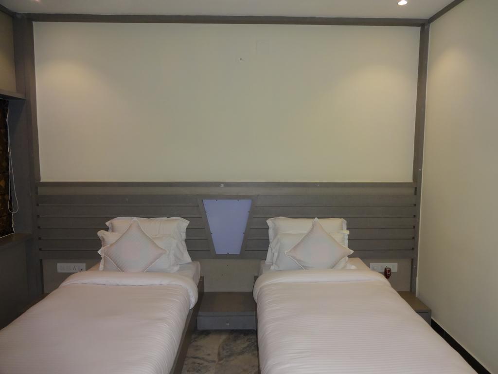 Fabhotel Shivani International Ranchi Buitenkant foto