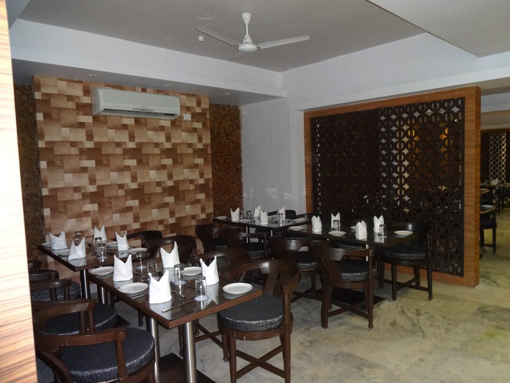 Fabhotel Shivani International Ranchi Buitenkant foto